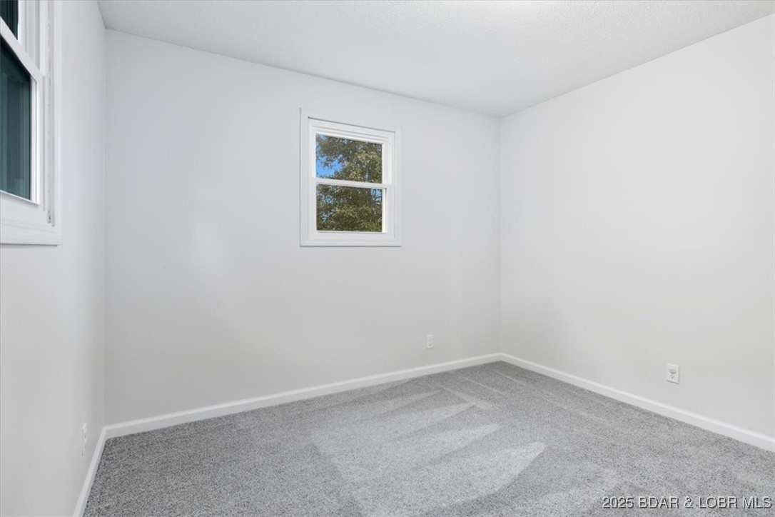 509 Sunset Strip Eldon, MO 65026 - Photo 37 of 61