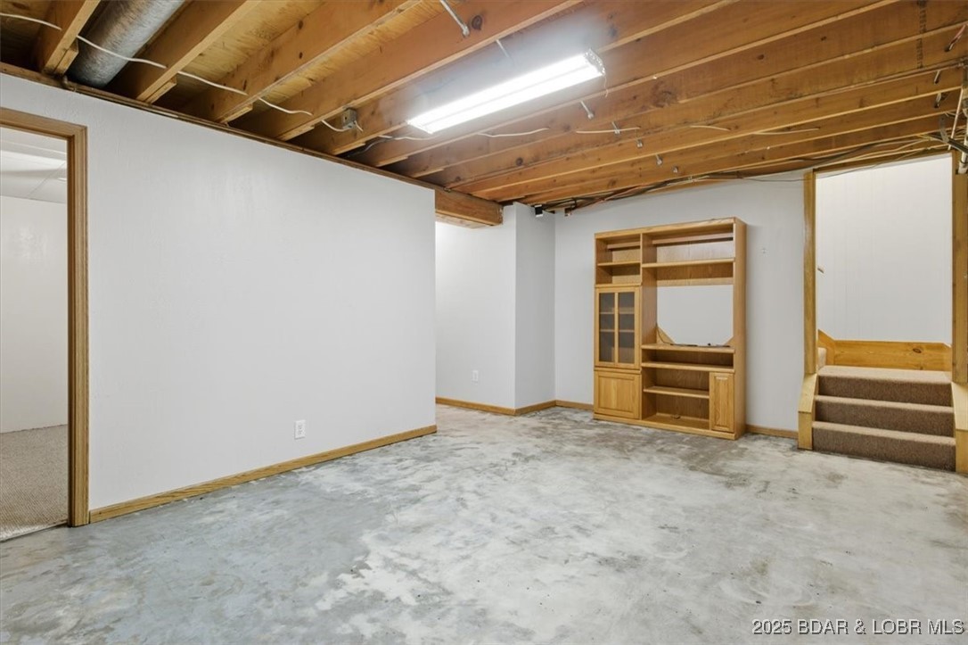 509 Sunset Strip Eldon, MO 65026 - Photo 42 of 61