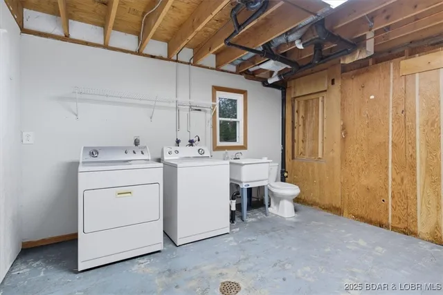 $259,000 | 509 Sunset Strip, Eldon, MO 65026