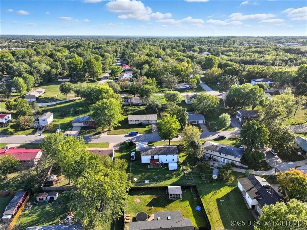 509 Sunset Strip Eldon, MO 65026 - Photo 6 of 61