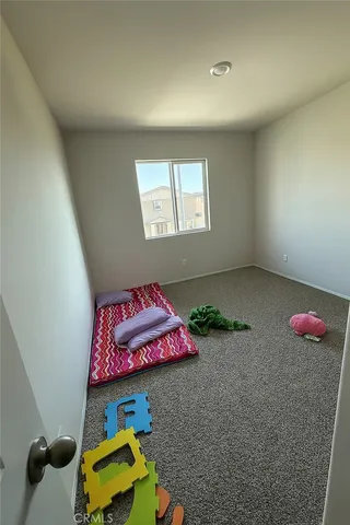 $3,095 | 31739 Woodbank Way, Winchester, CA 92596