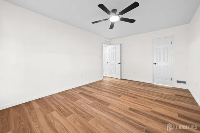 $379,000 | 1301 Commons At Kingswood Drive, East Brunswick, NJ 08816