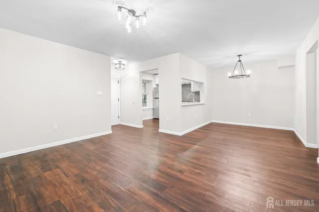 $379,000 | 1301 Commons At Kingswood Drive, East Brunswick, NJ 08816