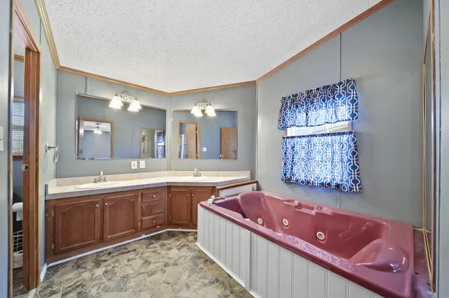 $60,000 | 1961 Ridgeview, Ypsilanti, MI 48198