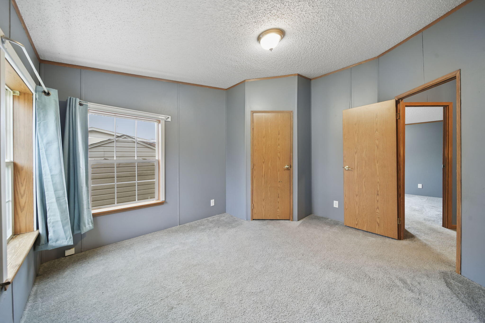 1961 Ridgeview Ypsilanti, MI 48198 - Photo 19 of 33 21-web-or-mls-DSC04916