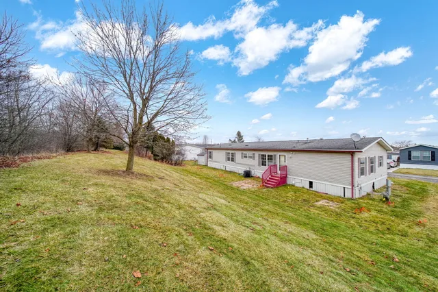 $60,000 | 1961 Ridgeview, Ypsilanti, MI 48198