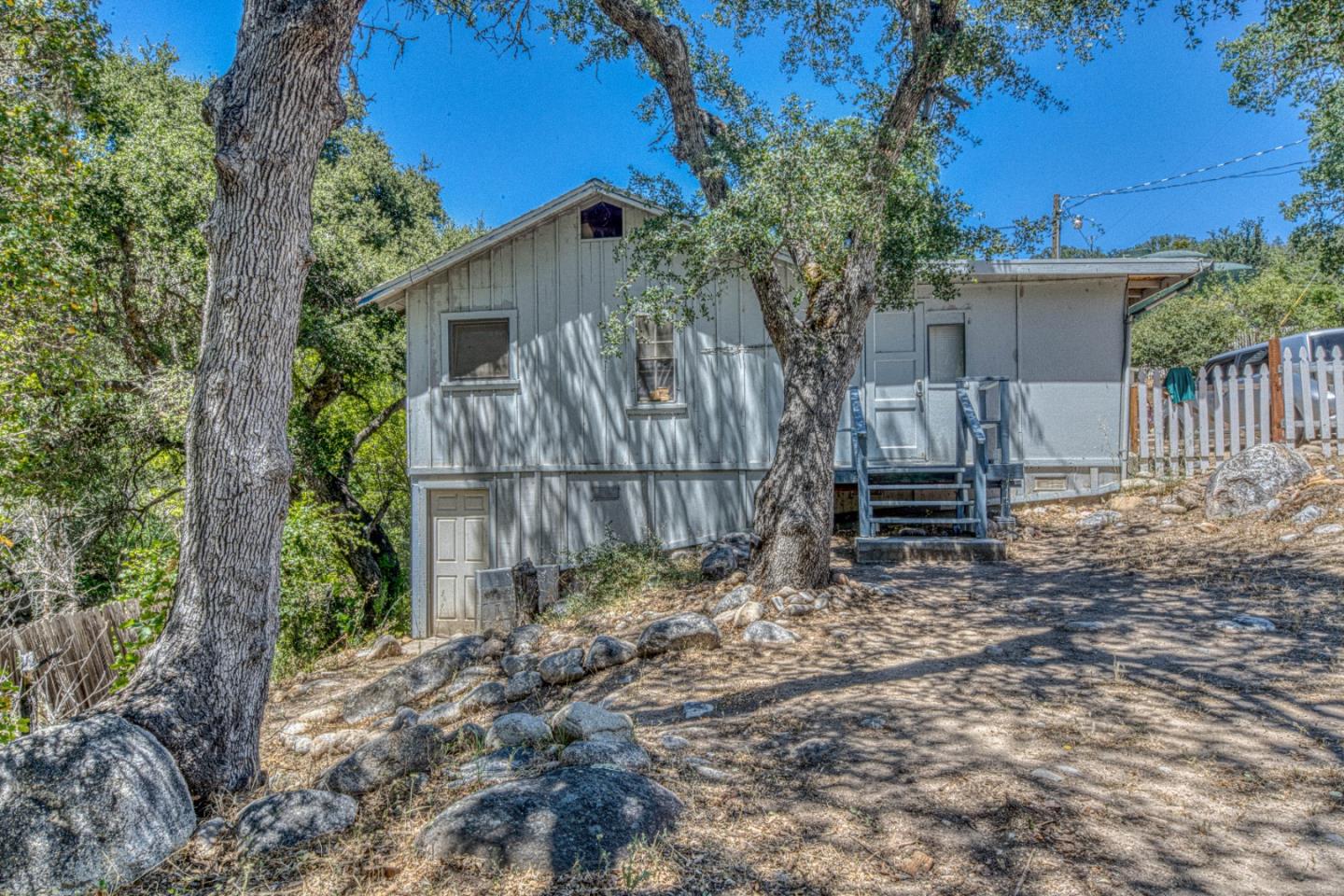 45470 Carmel Valley Road Greenfield, CA 93927 - Photo 4 of 33