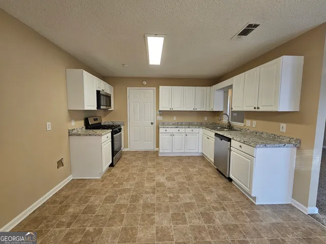 $239,900 | 619 Fieldcrest Drive, McDonough, GA 30253