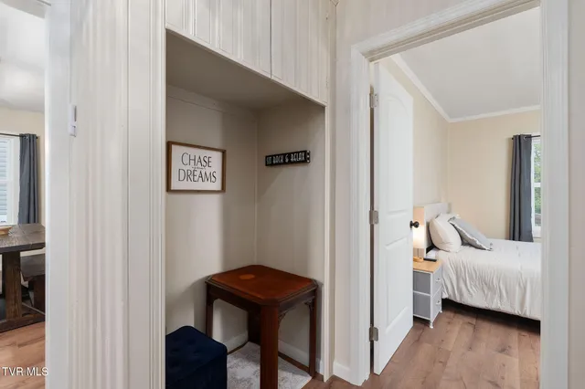 $1,800 | 142 East Park Drive, Unit A, Kingsport, TN 37660