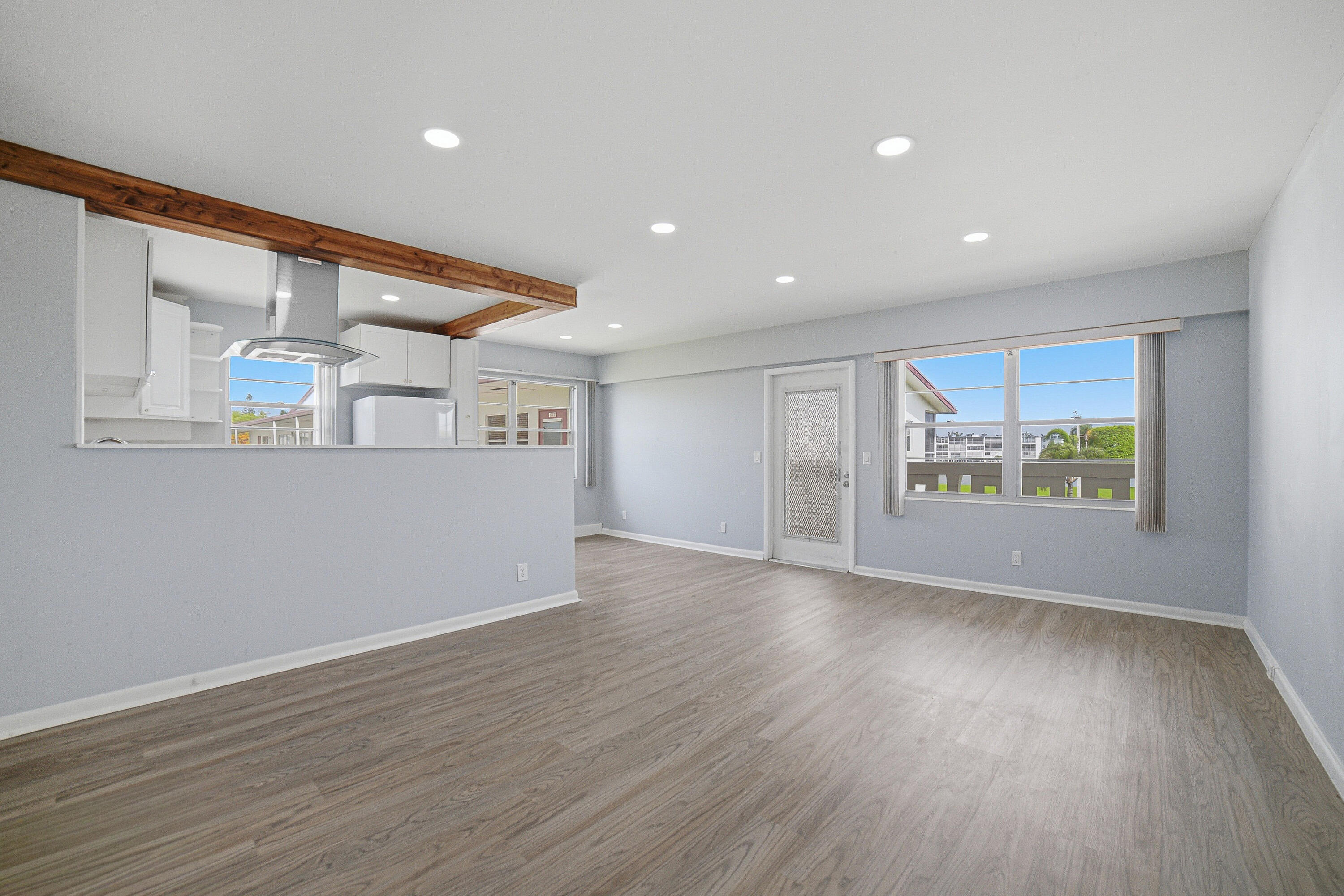 32 Fanshaw A, Unit 32 Boca Raton, FL 33434 - Photo 19 of 42 Livingroom-B