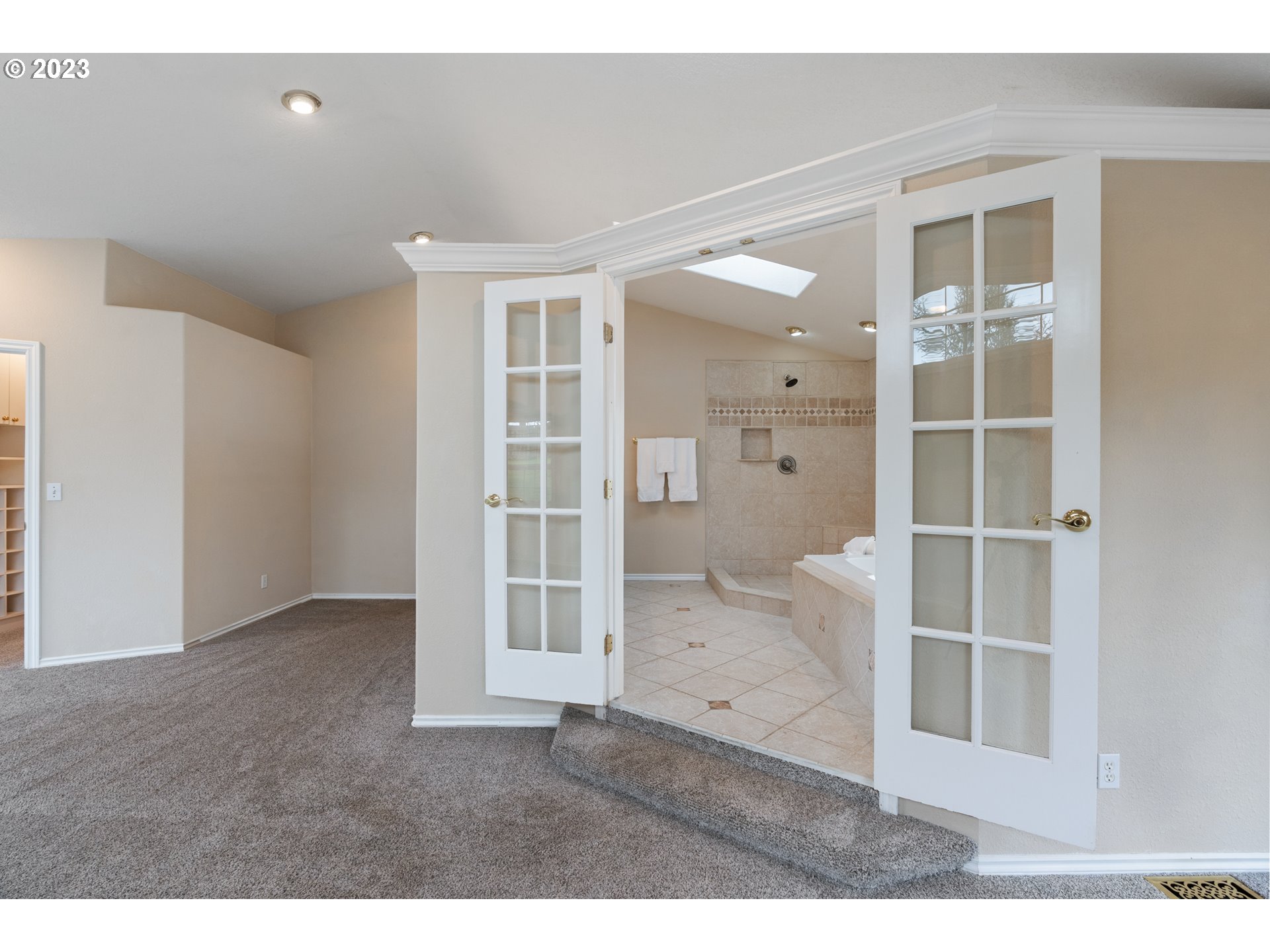 3940 Ridge Lane West Linn, OR 97068 - Photo 13 of 32 Gallery Image 13