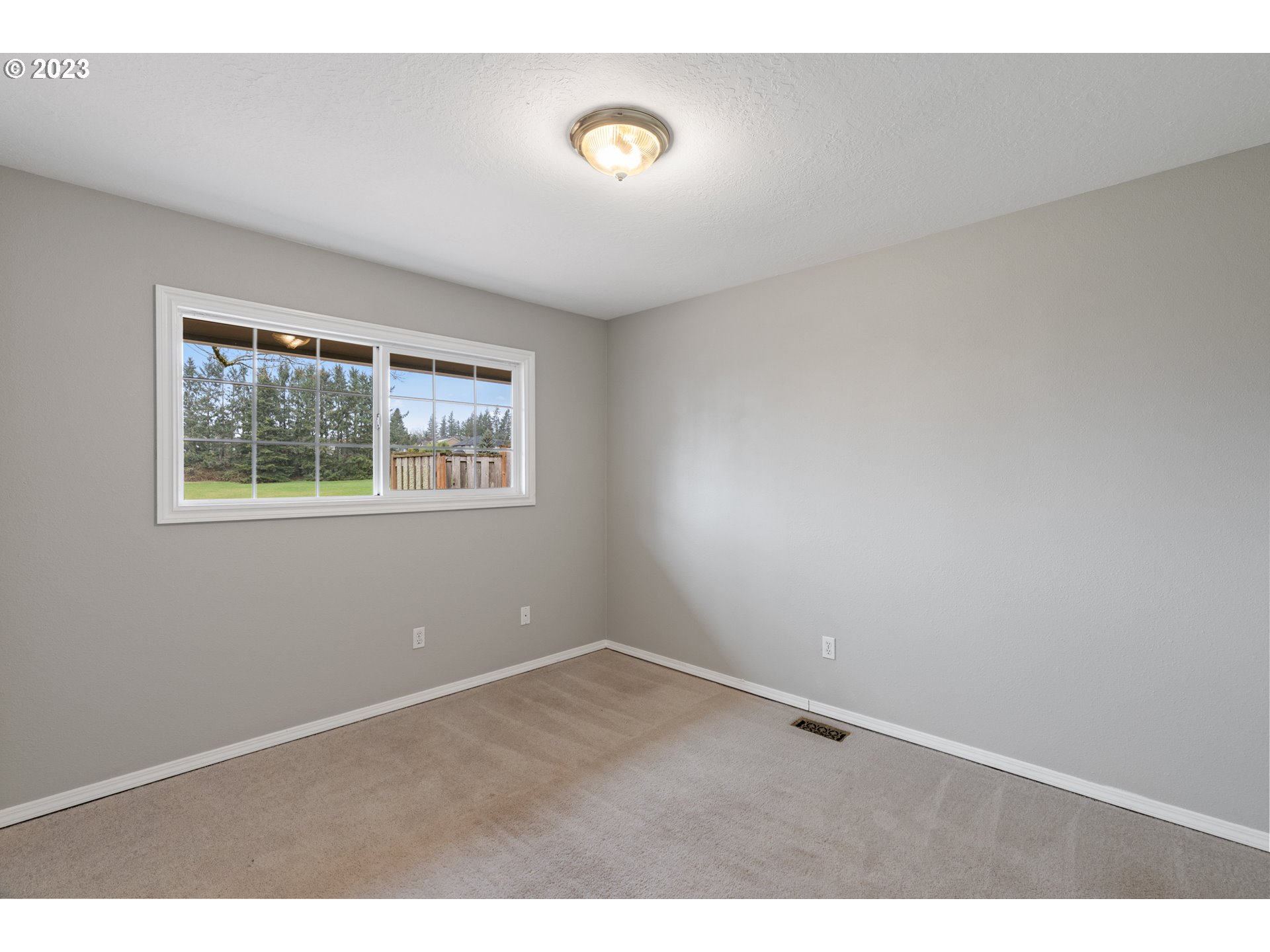 3940 Ridge Lane West Linn, OR 97068 - Photo 20 of 32 Gallery Image 20