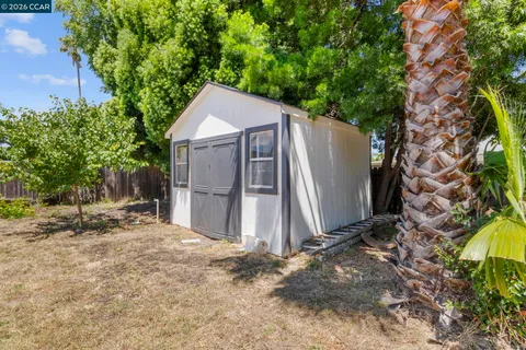$629,000 | 140 Wayne Court, Vacaville, CA 95687