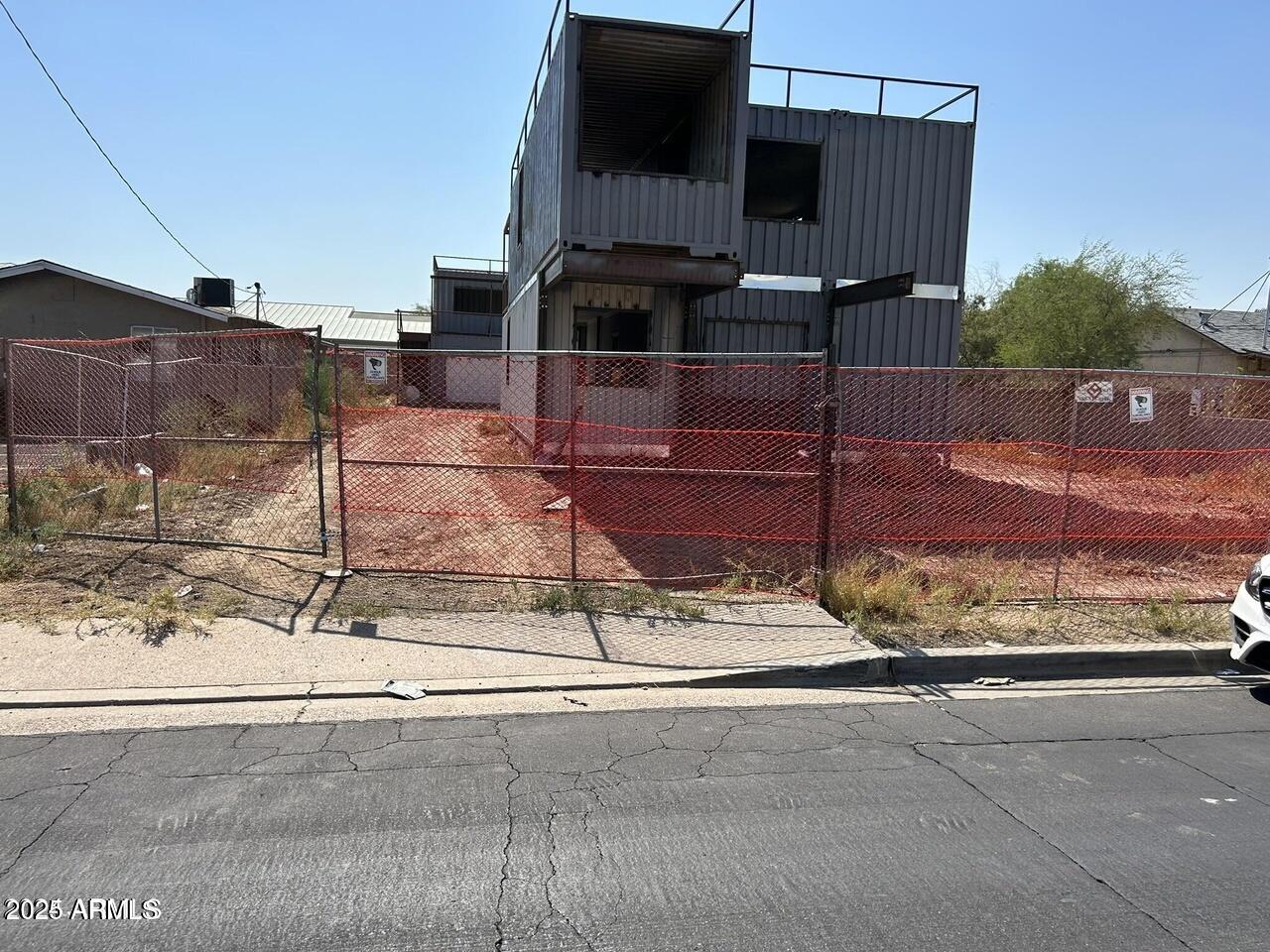 9428 North 9th Avenue Phoenix, AZ 85021 - Photo 2 of 18 a view of a house with a road