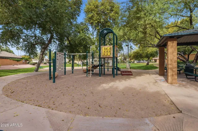 $2,700 | 20815 North 38th Street, Phoenix, AZ 85050