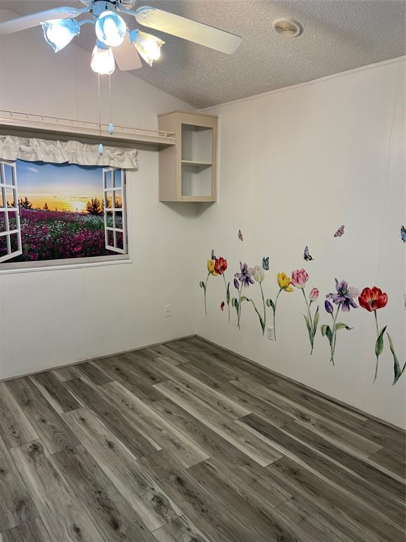 13891 Southeast 126th Boulevard, Unit 121 Okeechobee, FL 34974 - Photo 12 of 45 a view of a workspace