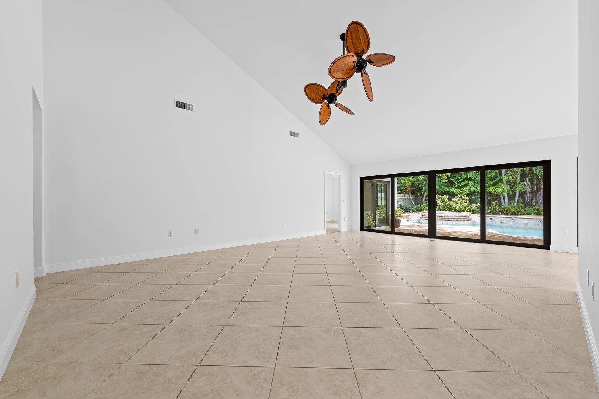 141 Sand Pine Drive Jupiter, FL 33477 - Photo 7 of 47 5-web-or-mls-_BWP9840