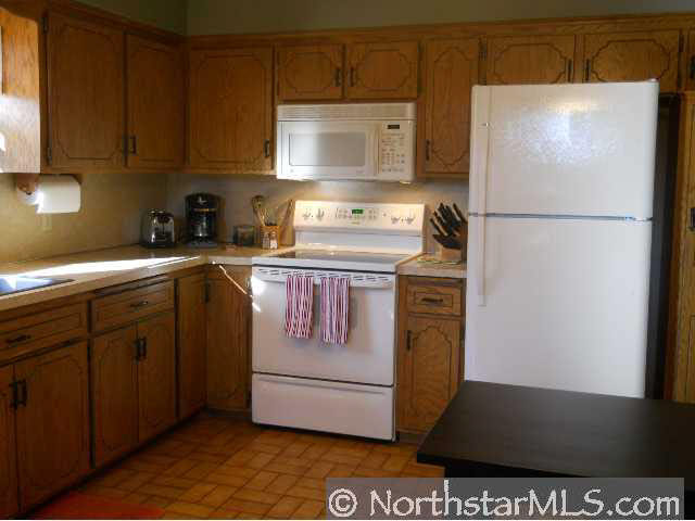4224 Tonkawood Road Minnetonka, MN 55345 - Photo 6 of 10 Gallery Image 6