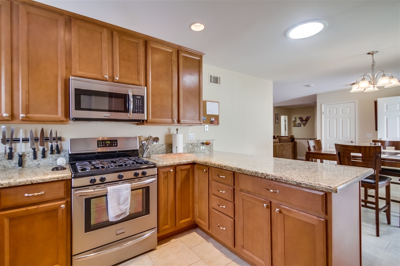 13532 Tobiasson Road Poway, CA 92064 - Photo 12 of 25