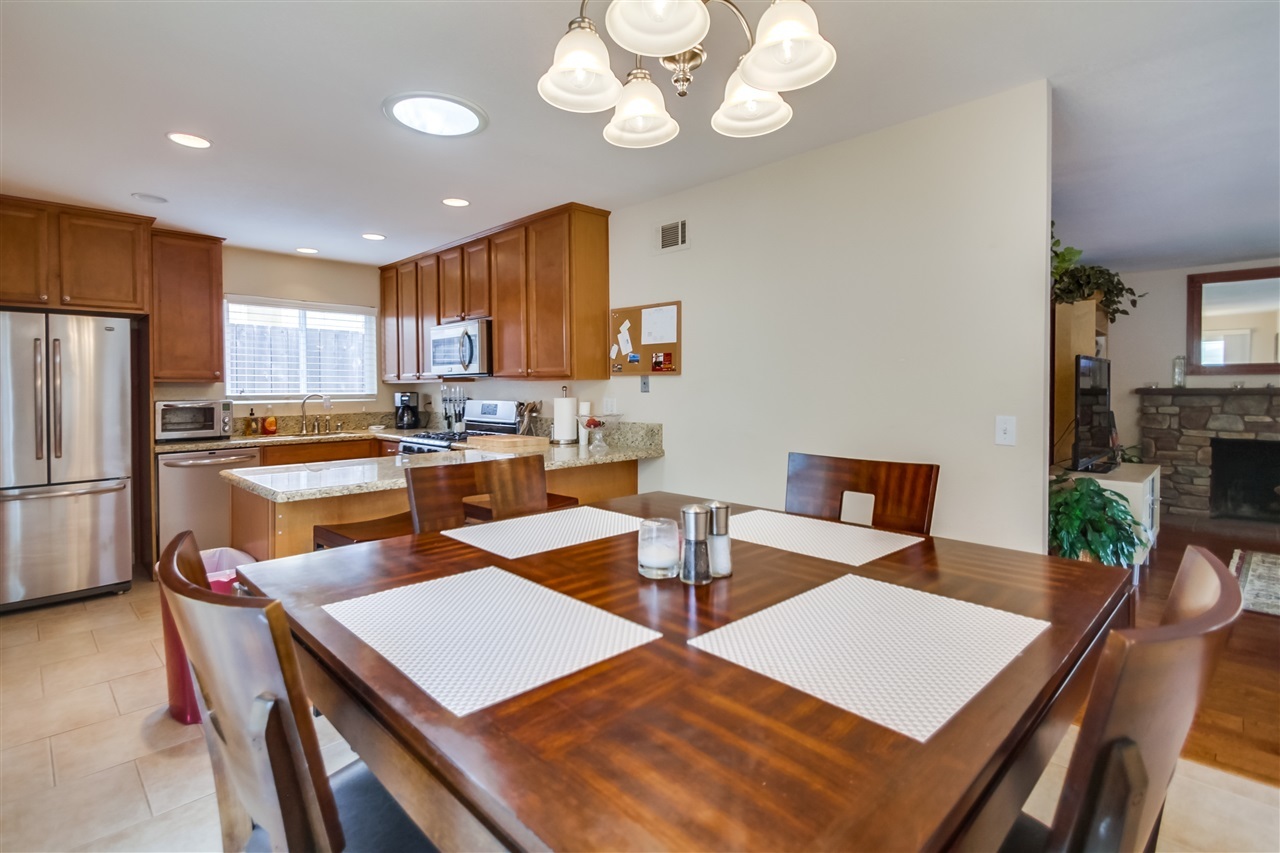 13532 Tobiasson Road Poway, CA 92064 - Photo 8 of 25