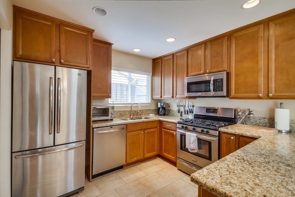 13532 Tobiasson Road Poway, CA 92064 - Photo 10 of 25