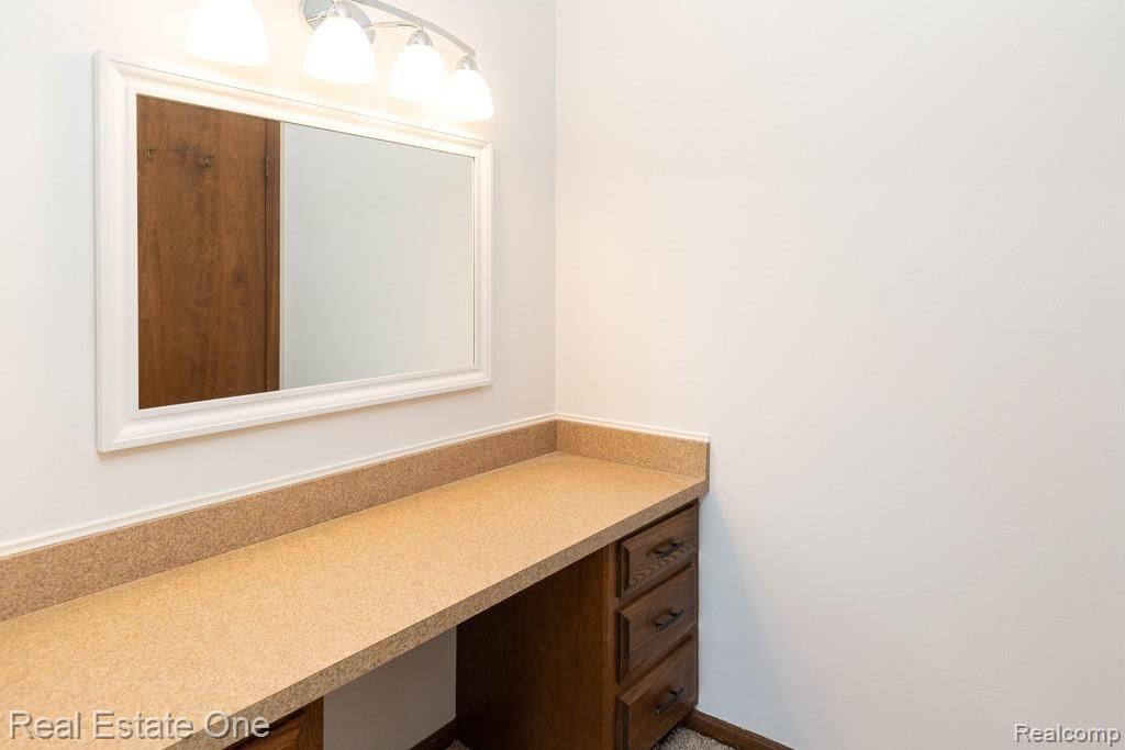 34435 West 9 Mile Road Farmington Hills, MI 48335 - Photo 22 of 32