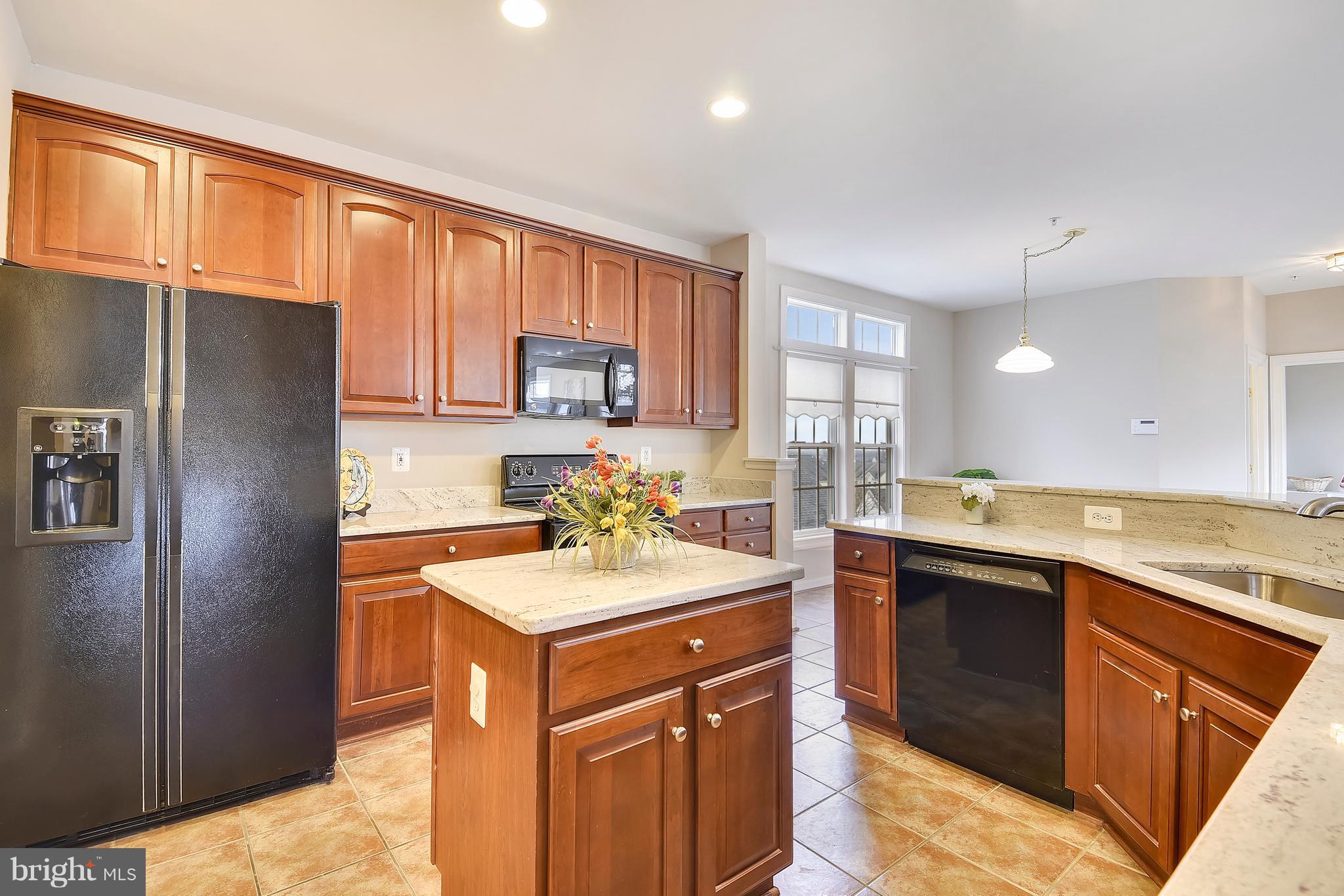 12318 Cypress Spring Road Clarksburg, MD 20871 - Photo 10 of 30 NEW GRANITE IN ISLAND KITCHEN