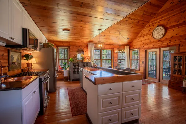 $699,000 | 4991 Millis Road, Columbiaville, MI 48421