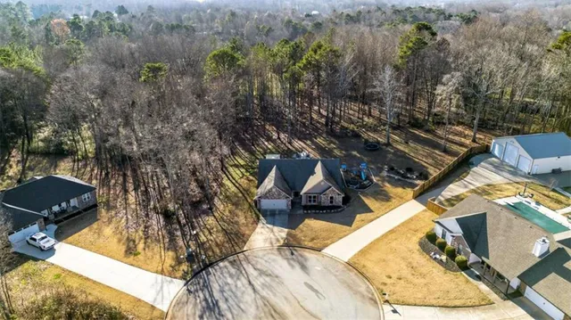 $397,500 | 336 Dixie Ct Mount, Mount Airy, GA 30563