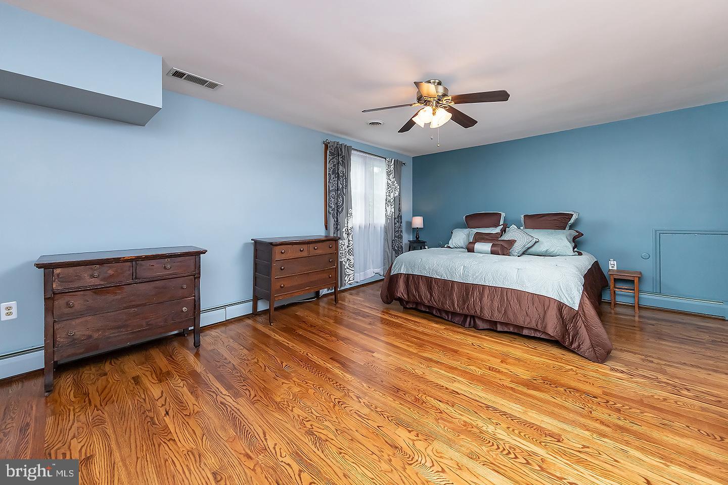 76 Swedesboro Road Gibbstown, NJ 08027 - Photo 12 of 21 Gallery Image 12