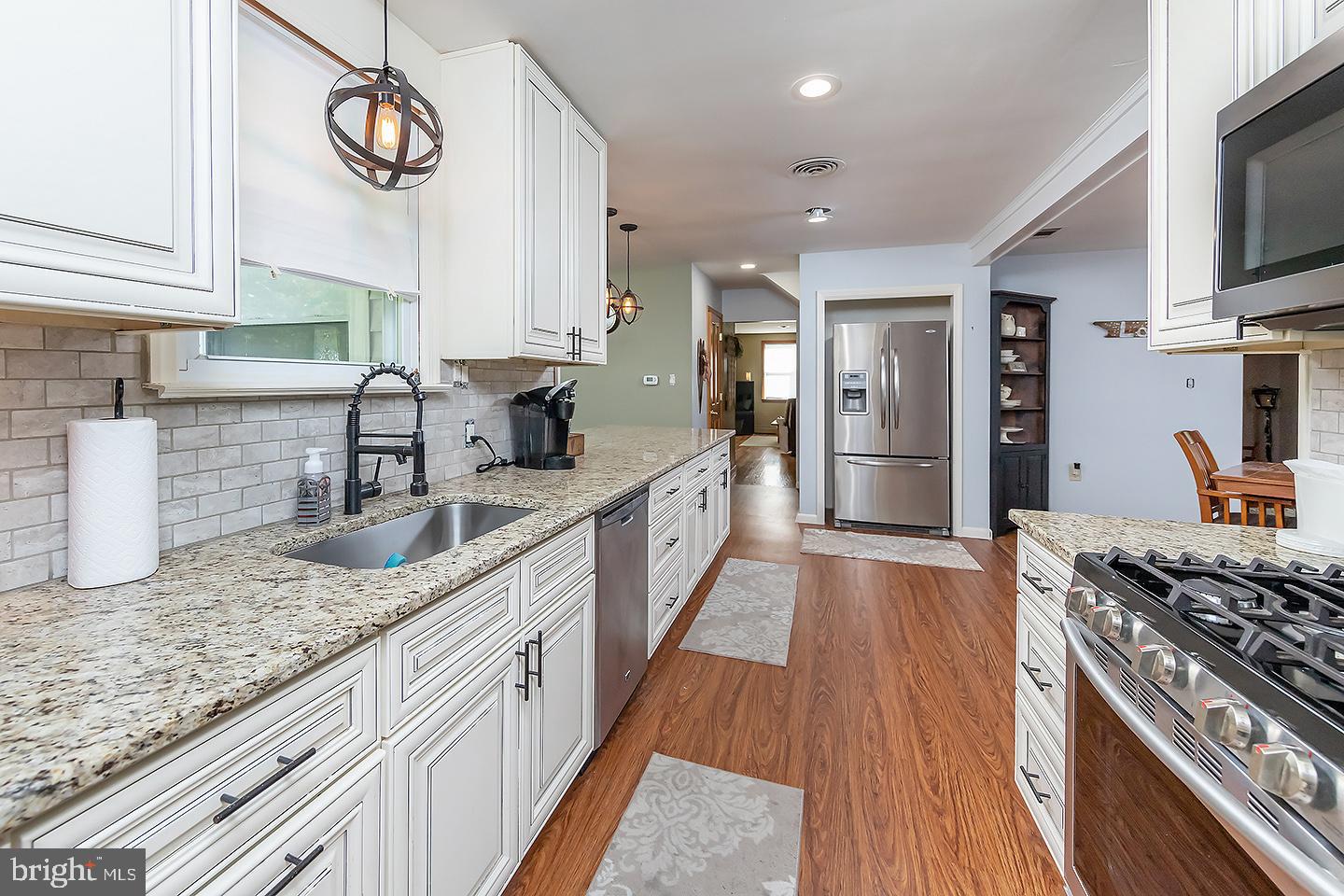 76 Swedesboro Road Gibbstown, NJ 08027 - Photo 3 of 21 Gallery Image 3