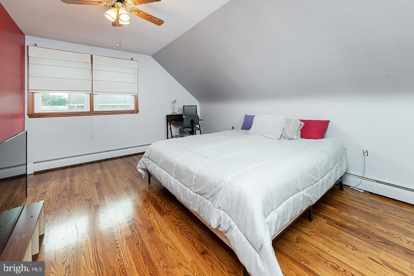 76 Swedesboro Road Gibbstown, NJ 08027 - Photo 10 of 21 Gallery Image 10
