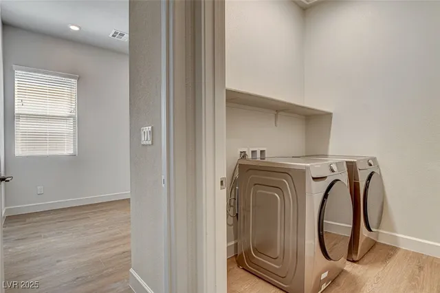 $3,400 | 97 Sarabeth Street, Las Vegas, NV 89138