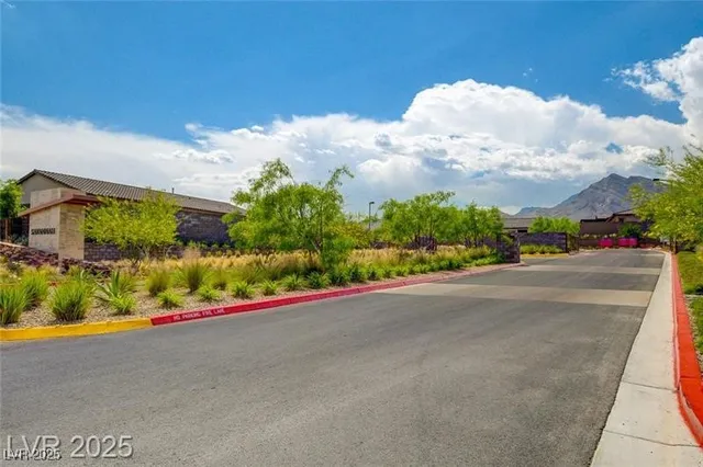 $3,400 | 97 Sarabeth Street, Las Vegas, NV 89138