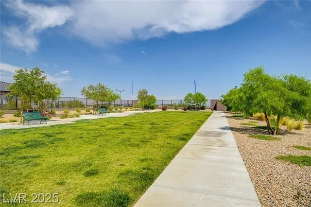 $3,400 | 97 Sarabeth Street, Las Vegas, NV 89138