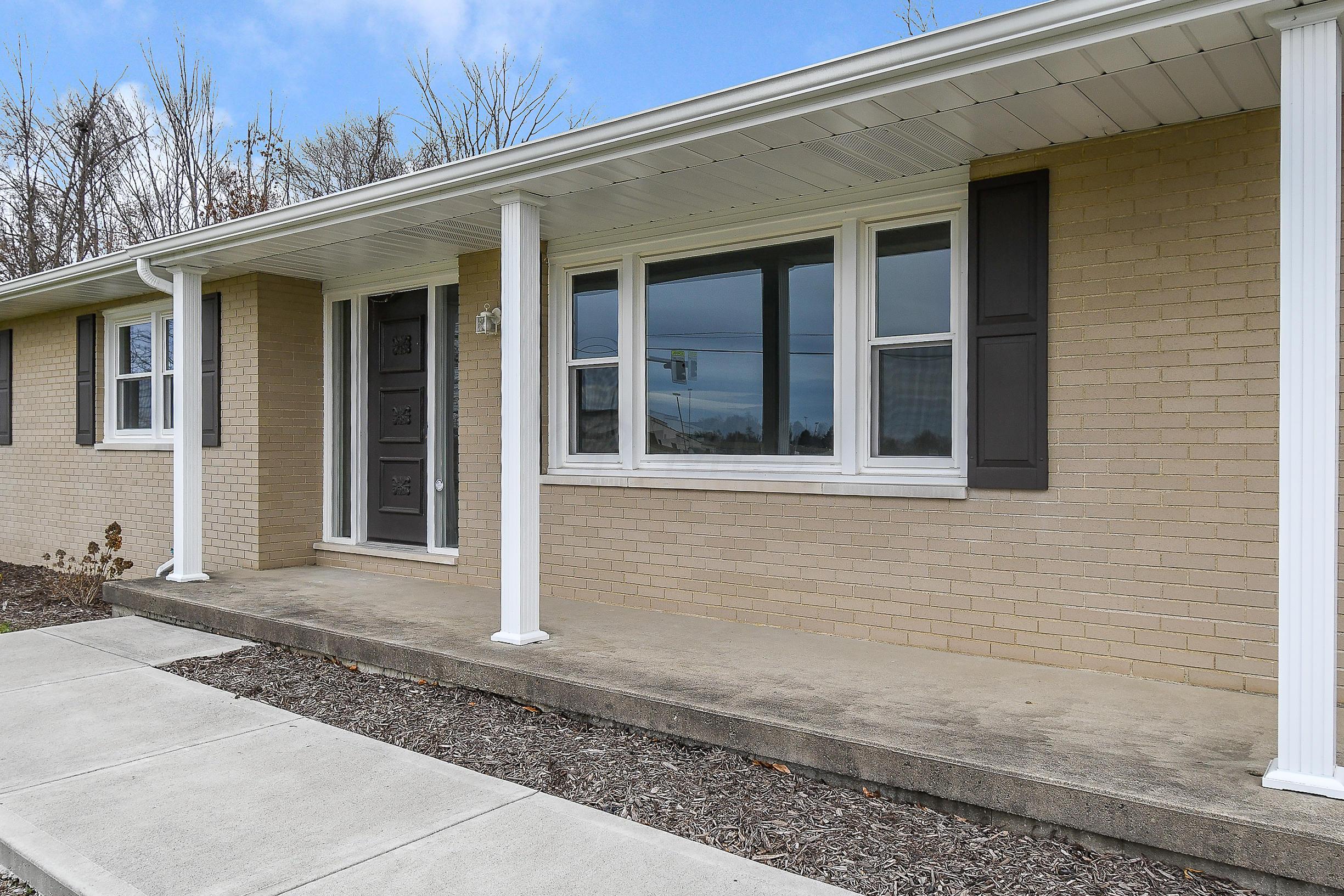 200 Diley Road Pickerington, OH 43147 - Photo 2 of 49 Front of home