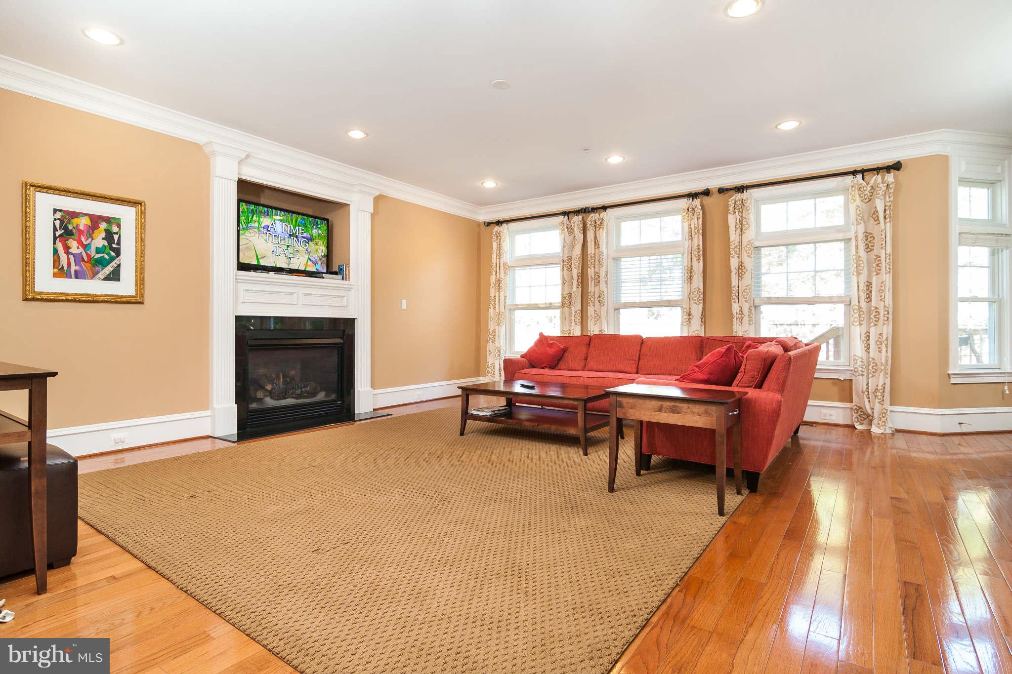 5921 Anniston Road Bethesda, MD 20817 - Photo 15 of 30 Family Room