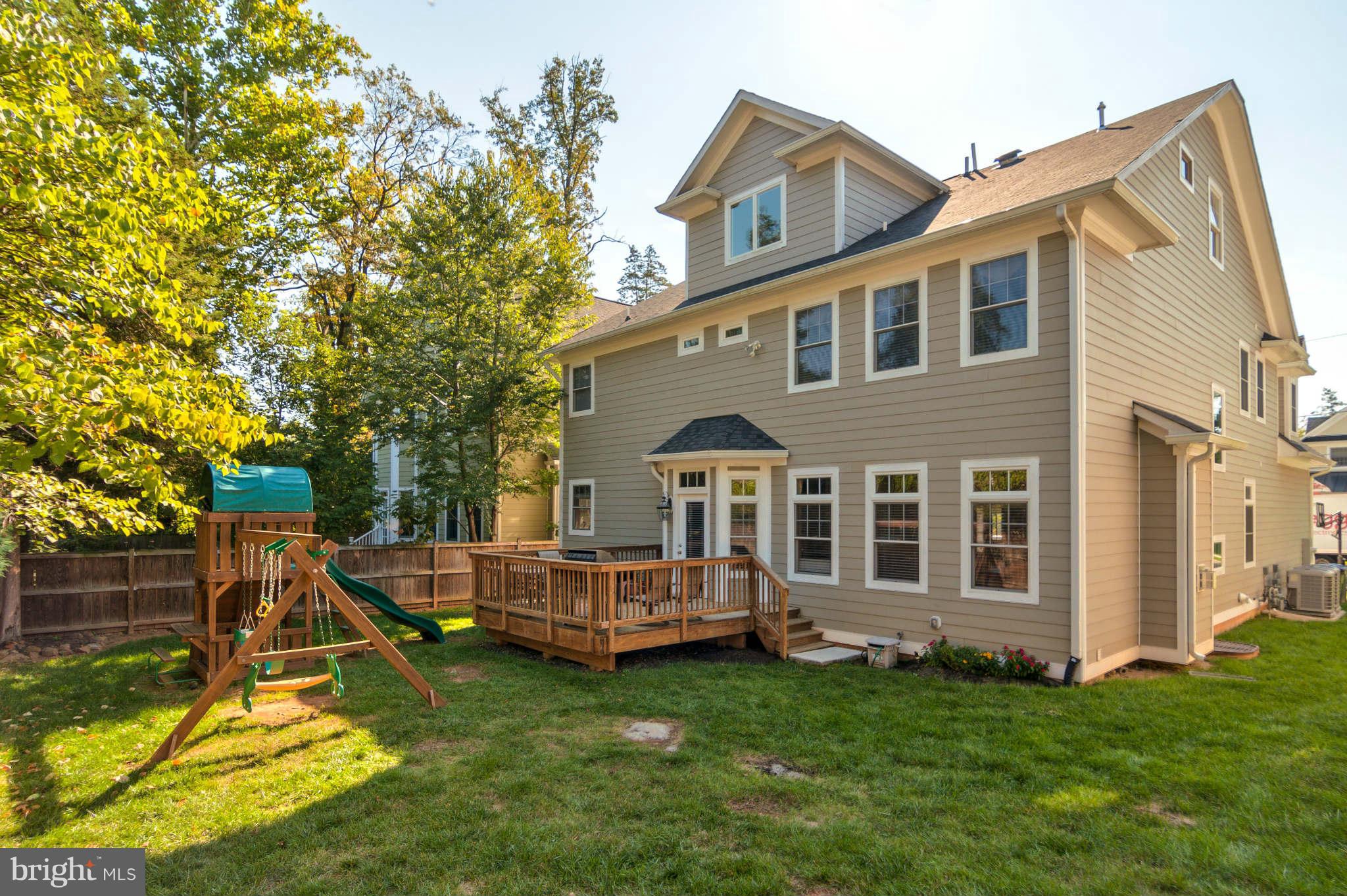 5921 Anniston Road Bethesda, MD 20817 - Photo 29 of 30 Exterior (Rear)