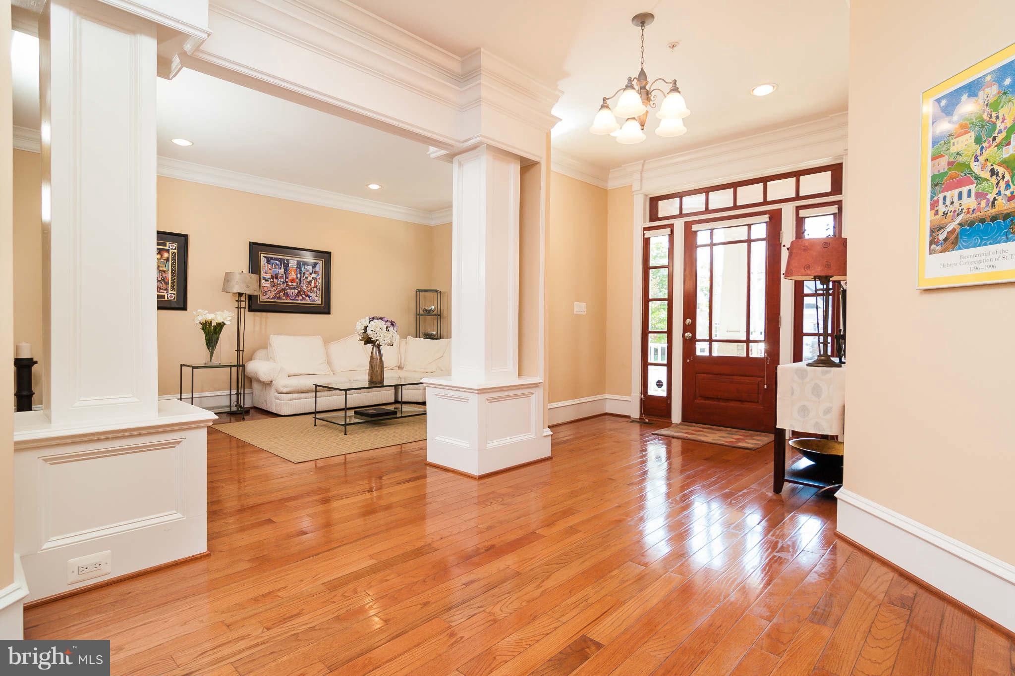 5921 Anniston Road Bethesda, MD 20817 - Photo 6 of 30 FOYER