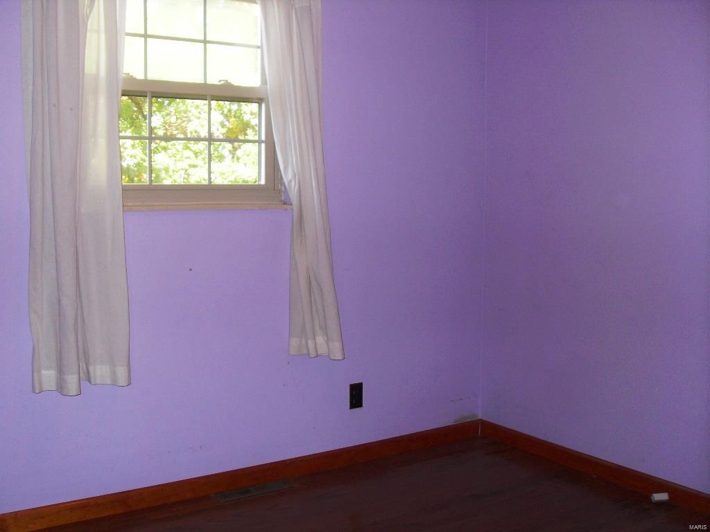 10924 Lake Road Highland, IL 62249 - Photo 12 of 29