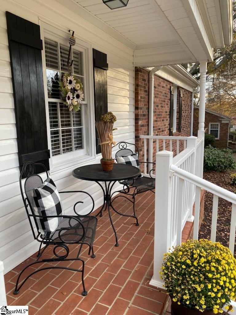 108 Maple Drive Inman, SC 29349 - Photo 3 of 36