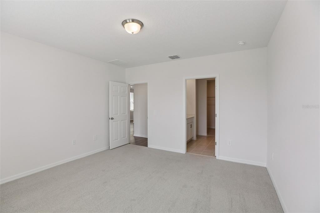 643 Pennywort Street Lake Alfred, FL 33850 - Photo 22 of 47 a view of an empty room