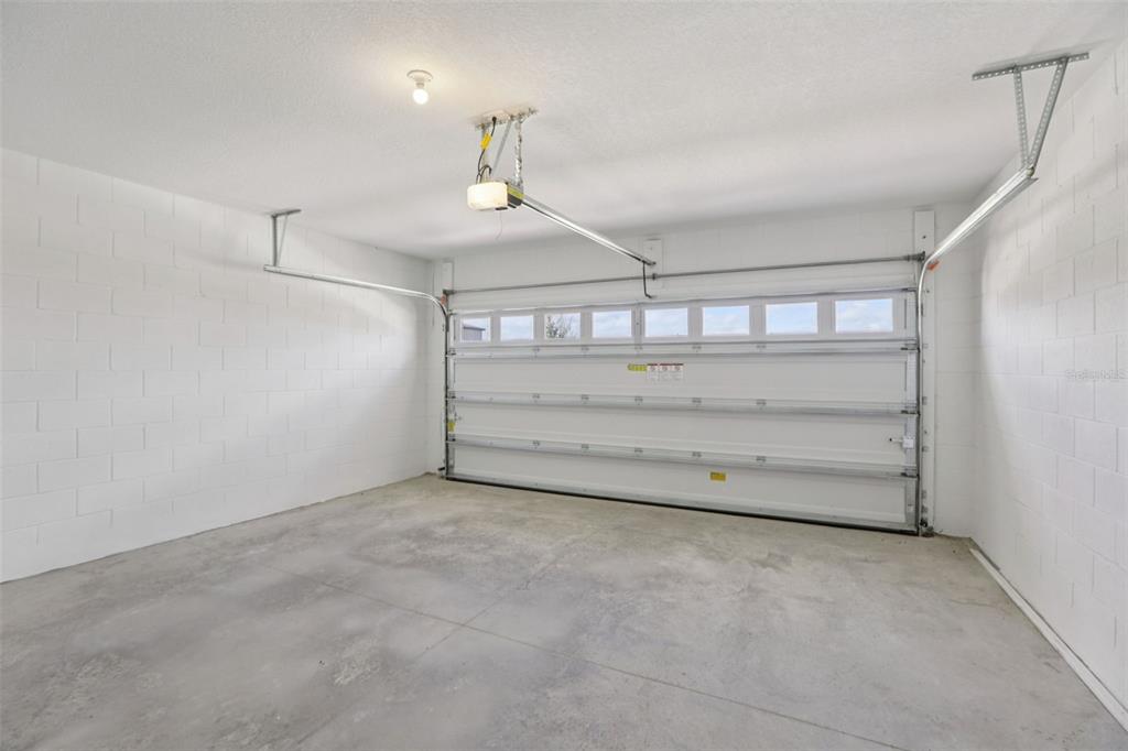 643 Pennywort Street Lake Alfred, FL 33850 - Photo 42 of 47 a view of an empty room