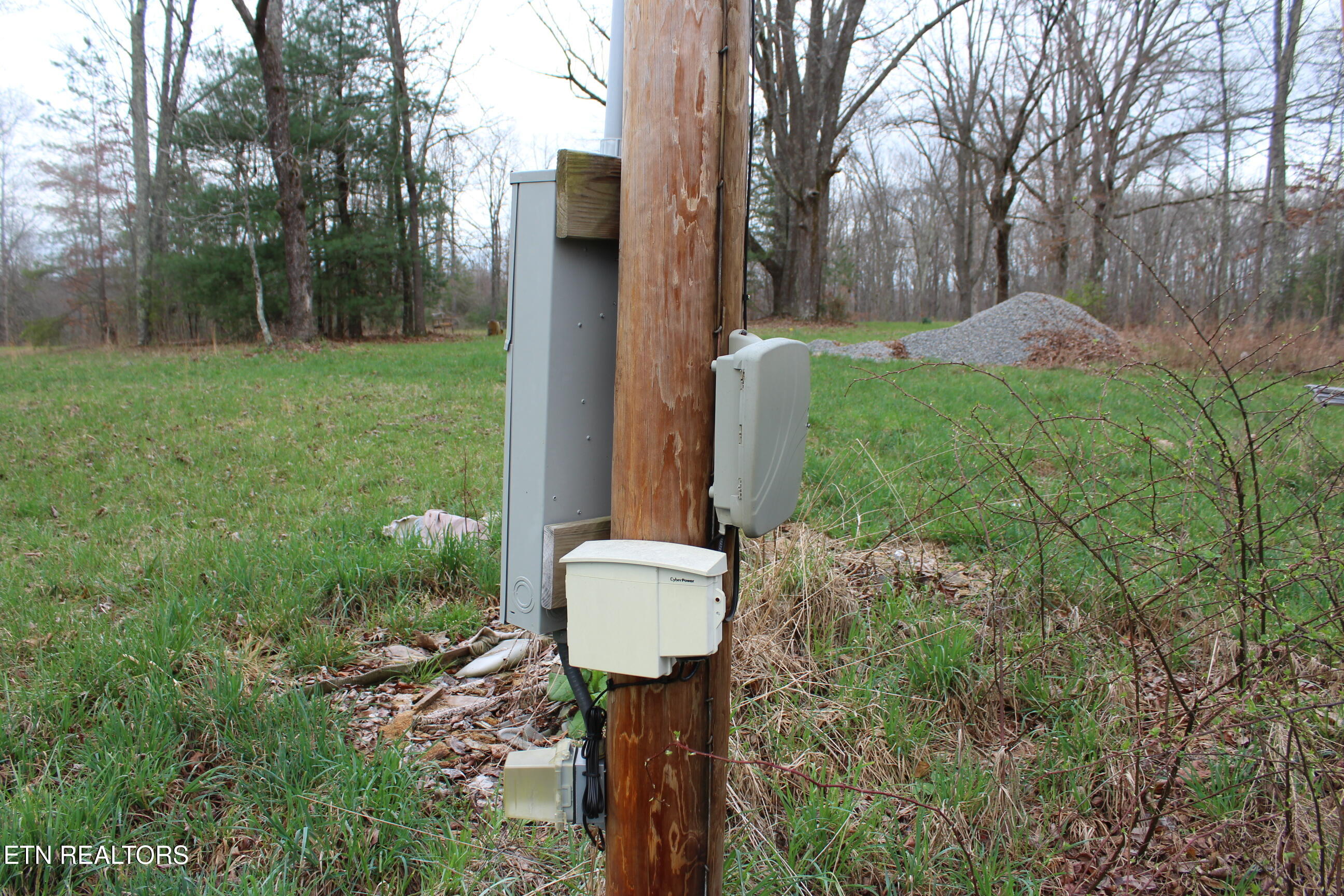 999 Meister Hills Road Deer Lodge, TN 37726 - Photo 9 of 20 IMG_8818