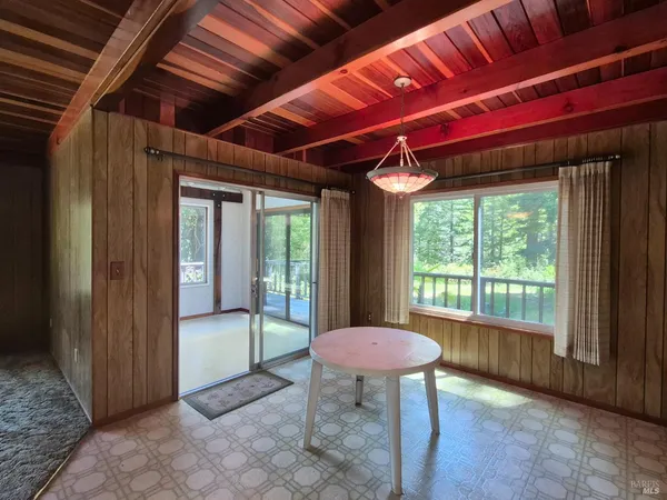 $1,950,000 | 11903 Branscomb Road, Laytonville, CA 95454