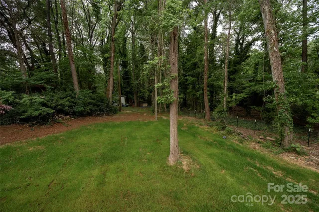 $475,000 | 1721 Balfour Lane, Charlotte, NC 28216