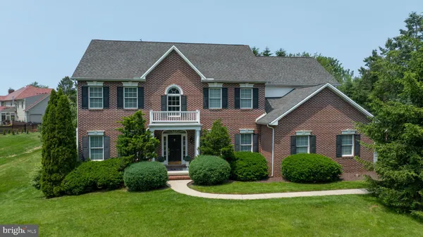 $899,900 | 3620 Golfview Drive, Mechanicsburg, PA 17050