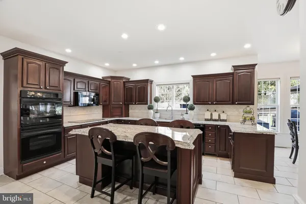 $899,900 | 3620 Golfview Drive, Mechanicsburg, PA 17050