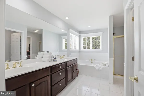 $899,900 | 3620 Golfview Drive, Mechanicsburg, PA 17050
