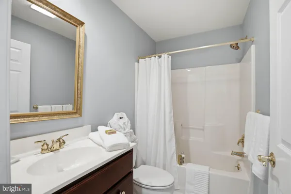$899,900 | 3620 Golfview Drive, Mechanicsburg, PA 17050